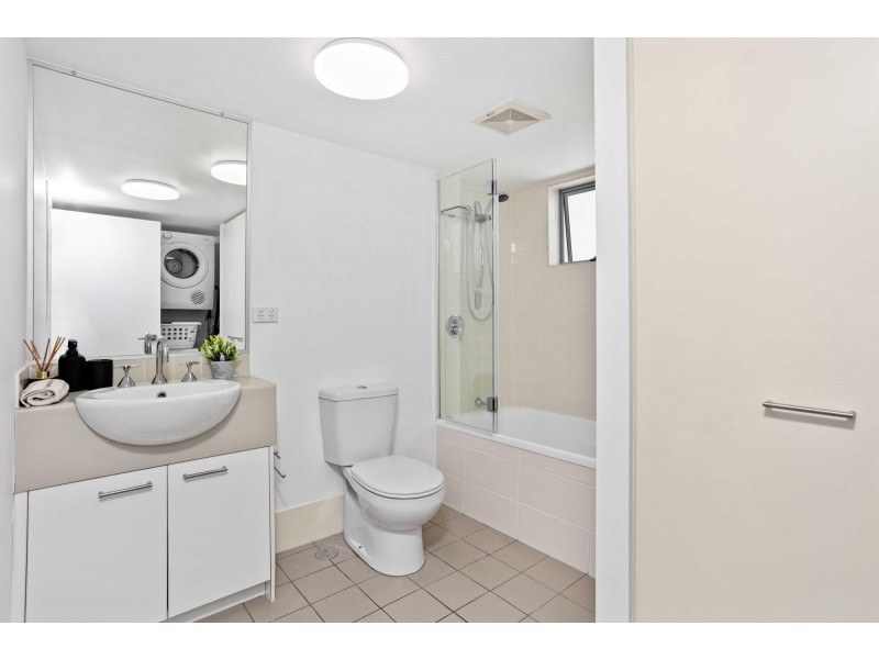 3209/111 Lindfield Road, Helensvale QLD 4212