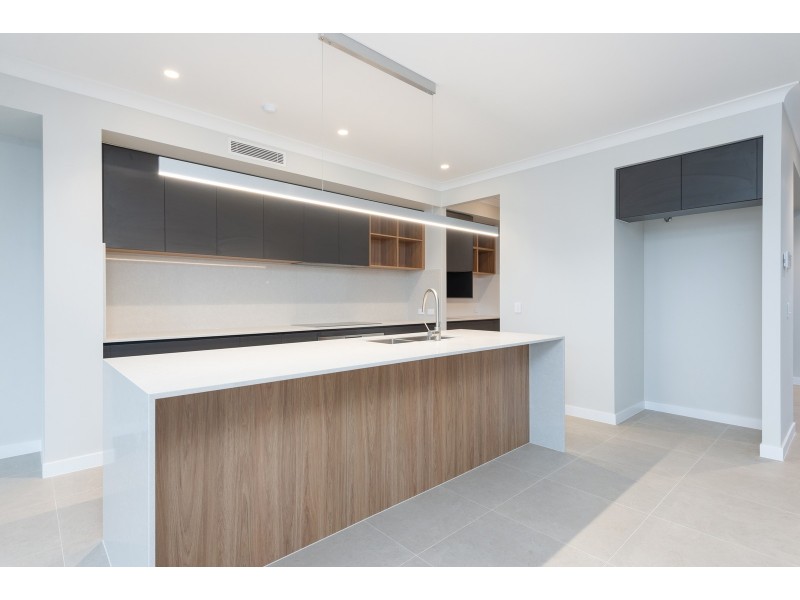 8951 The Point Circuit, Sanctuary Cove QLD 4212