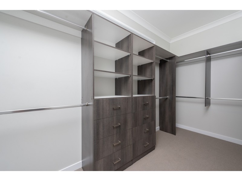 8951 The Point Circuit, Sanctuary Cove QLD 4212