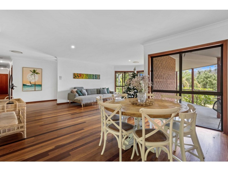 6 Fresco Court, Tallebudgera Valley QLD 4228