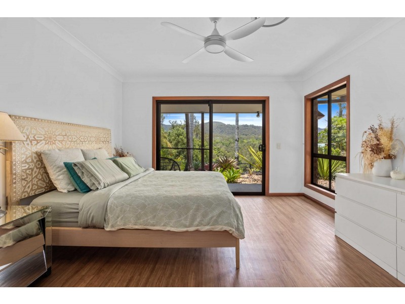 6 Fresco Court, Tallebudgera Valley QLD 4228