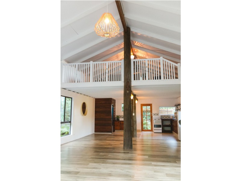 6 Fresco Court, Tallebudgera Valley QLD 4228