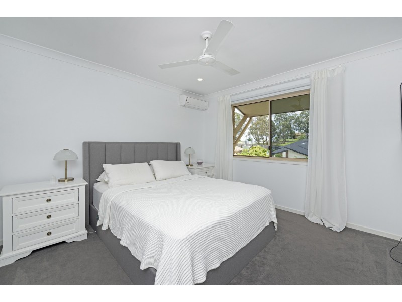 1/10 Amaray Drive, Upper Coomera QLD 4209