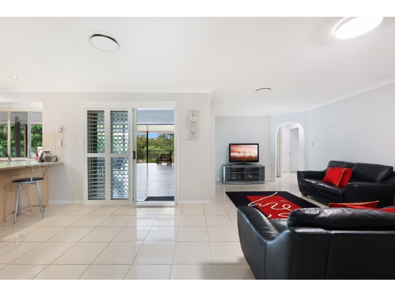 196 Worongary Road, Worongary QLD 4213