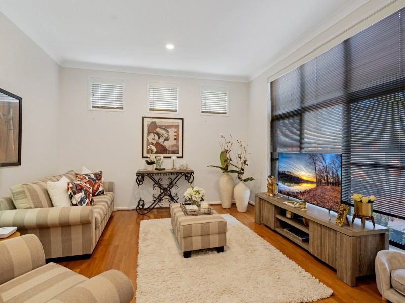 2/1 Sarah Place, Ashmore QLD 4214