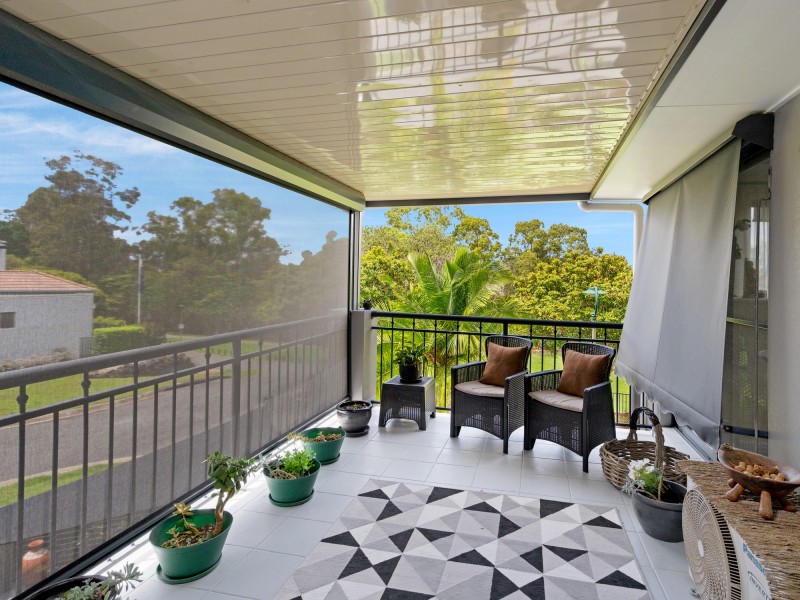 2/1 Sarah Place, Ashmore QLD 4214