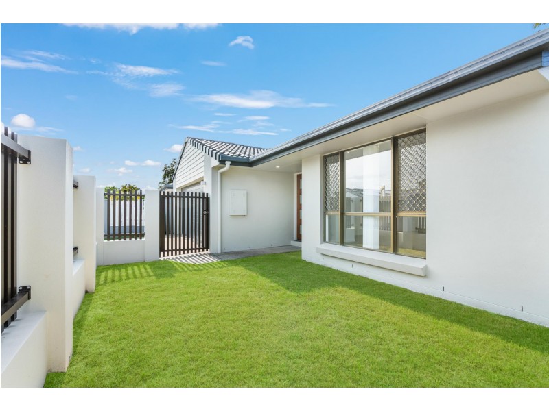 23 Altissimo Close, Varsity Lakes QLD 4227