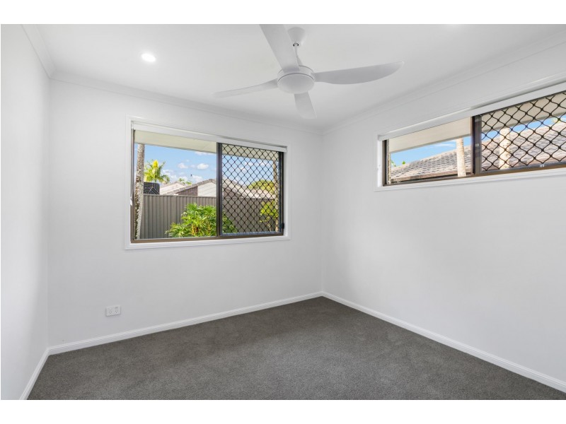23 Altissimo Close, Varsity Lakes QLD 4227