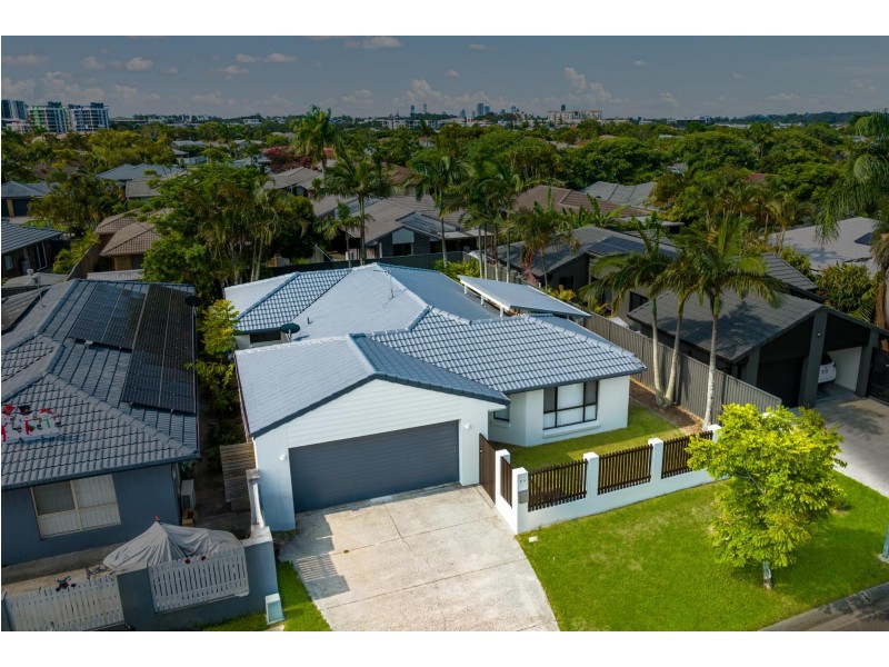 23 Altissimo Close, Varsity Lakes QLD 4227
