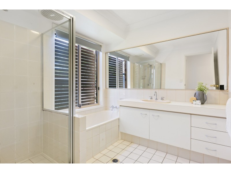 113 Thorngate Drive, Robina QLD 4226