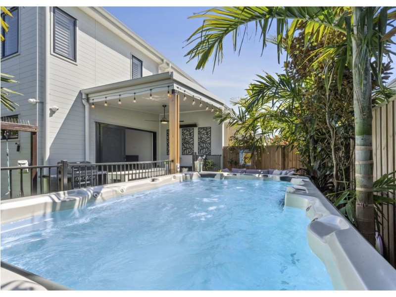 124 North Quay Circuit, Hope Island QLD 4212