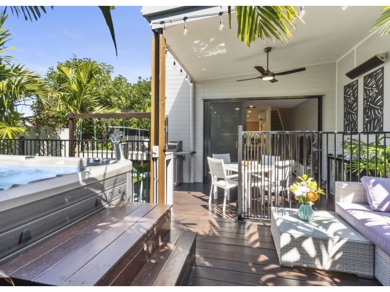 124 North Quay Circuit, Hope Island QLD 4212