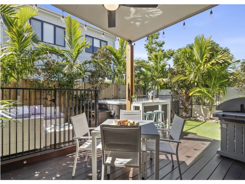 124 North Quay Circuit, Hope Island QLD 4212