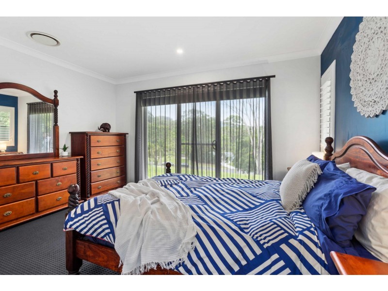 159 Gardenia Drive, Bonogin QLD 4213