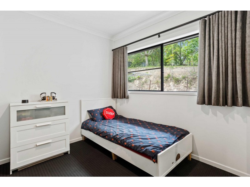 159 Gardenia Drive, Bonogin QLD 4213