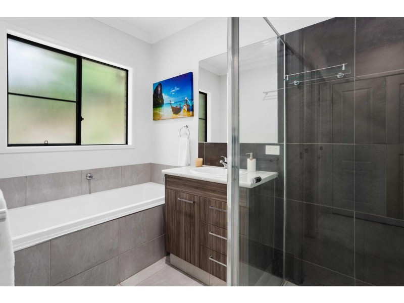 159 Gardenia Drive, Bonogin QLD 4213