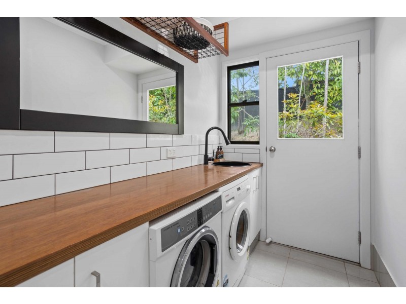 159 Gardenia Drive, Bonogin QLD 4213