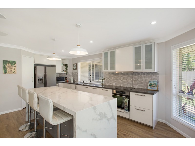 36 Langport Parade, Mudgeeraba QLD 4213