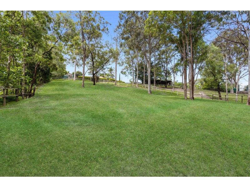 6 Kurilpa Street, Worongary QLD 4213