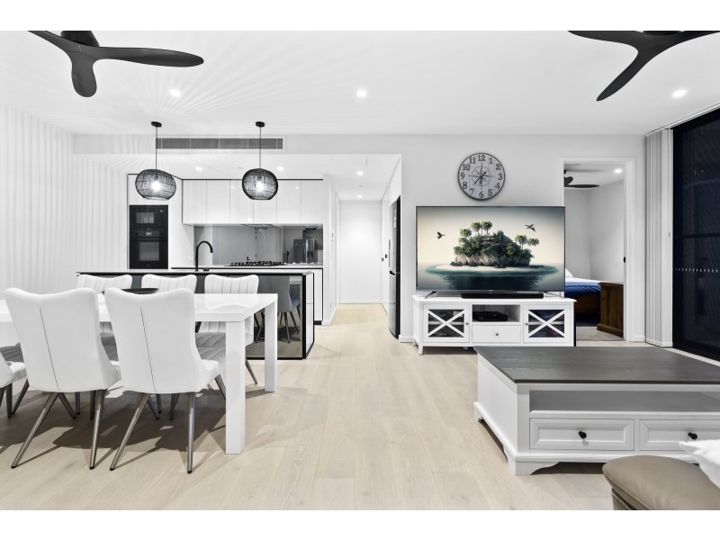 2503/1328 Gold Coast Highway, Palm Beach QLD 4221