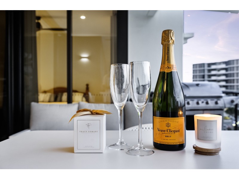 2503/1328 Gold Coast Highway, Palm Beach QLD 4221