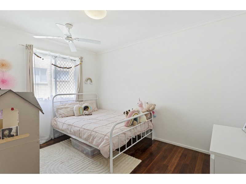 2/1 Tarni Avenue, Palm Beach QLD 4221