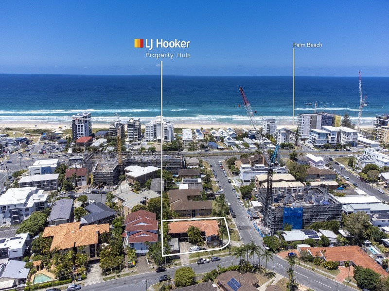 2/1 Tarni Avenue, Palm Beach QLD 4221