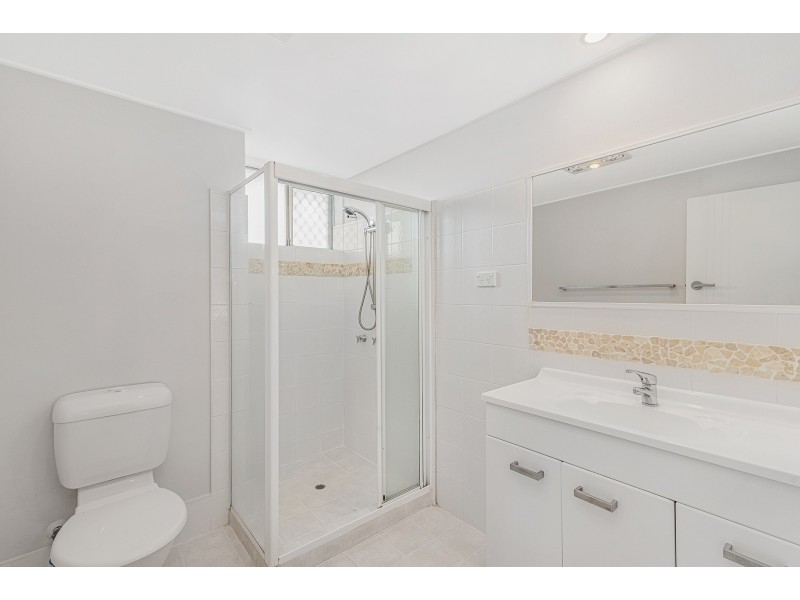 6/8-12 Marine Parade, Miami QLD 4220