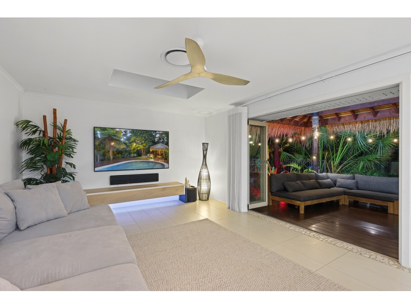 18 Carnoustie Court, Robina QLD 4226