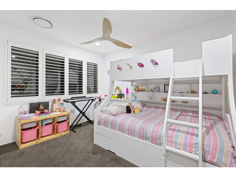 18 Carnoustie Court, Robina QLD 4226