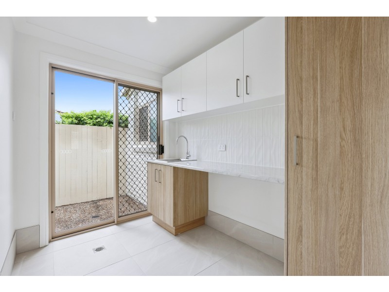 52 Stanford Avenue, Varsity Lakes QLD 4227