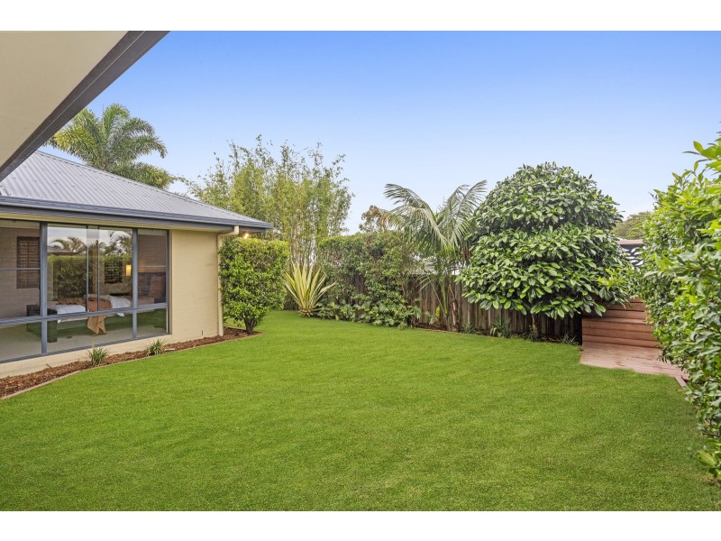 12 Worchester Terrace, Reedy Creek QLD 4227