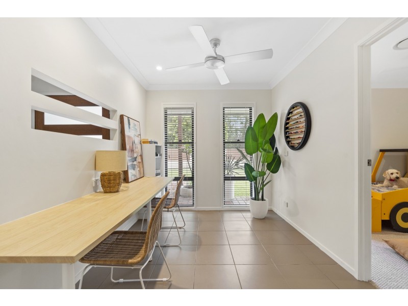12 Worchester Terrace, Reedy Creek QLD 4227