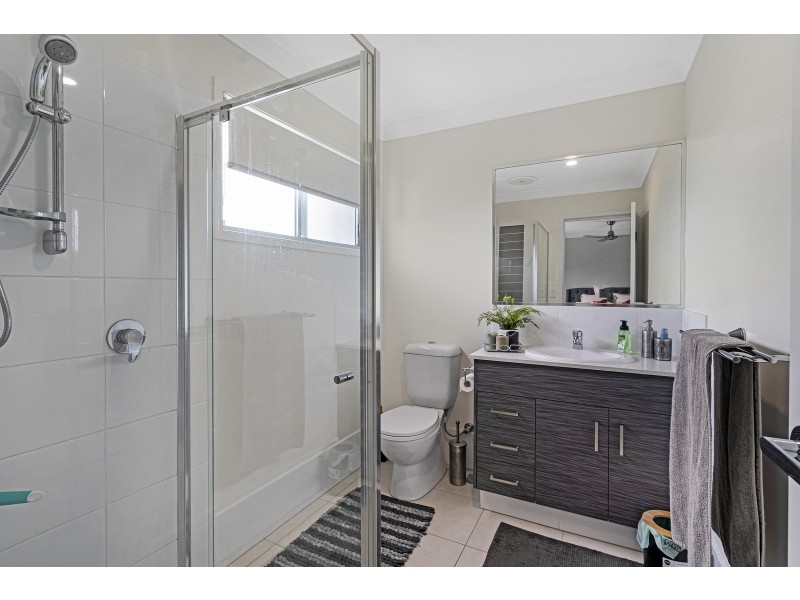 2/30 Bidmead Circuit, Pimpama QLD 4209