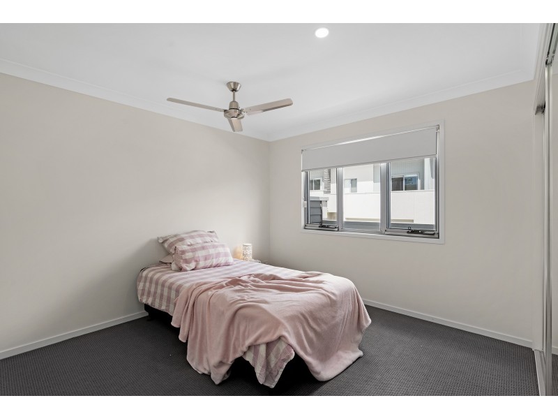 2/30 Bidmead Circuit, Pimpama QLD 4209