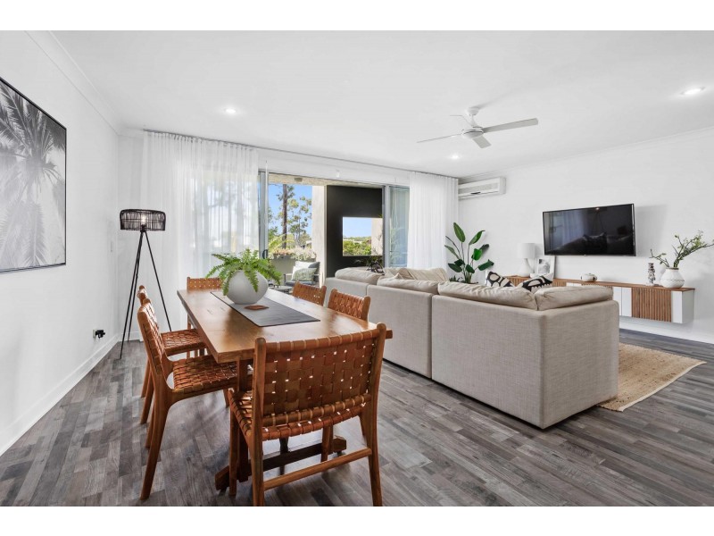 10/10 Valbonne Avenue, Varsity Lakes QLD 4227