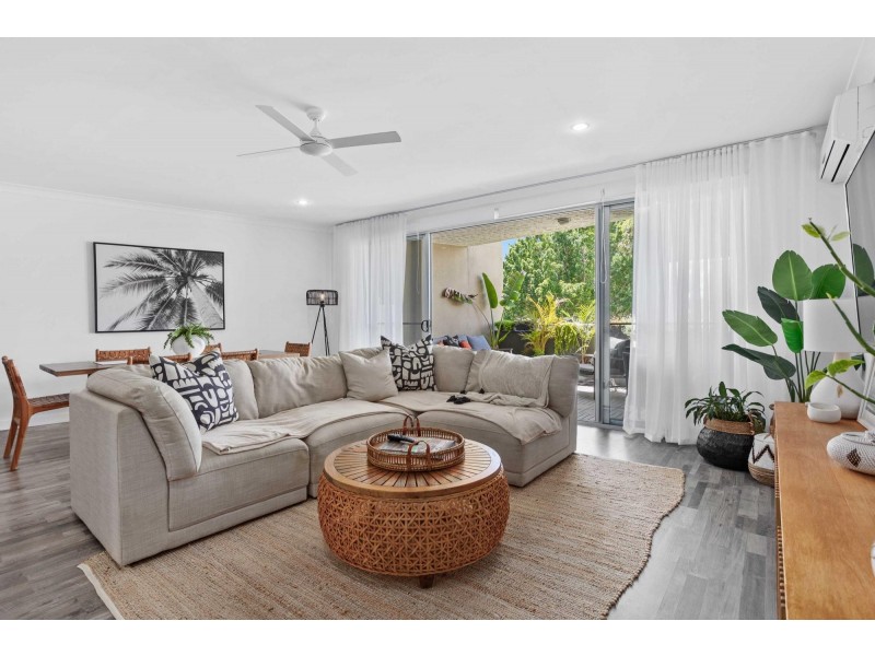 10/10 Valbonne Avenue, Varsity Lakes QLD 4227