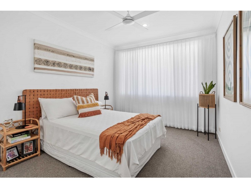 10/10 Valbonne Avenue, Varsity Lakes QLD 4227