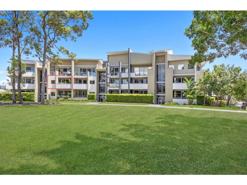 10/10 Valbonne Avenue, Varsity Lakes QLD 4227