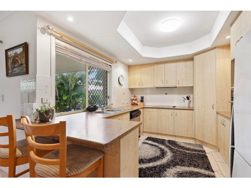 1/2 Pearwood Lane, Robina QLD 4226