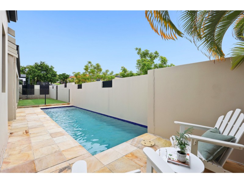 10 Windemere Crescent, Varsity Lakes QLD 4227