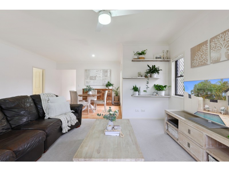 10 Windemere Crescent, Varsity Lakes QLD 4227