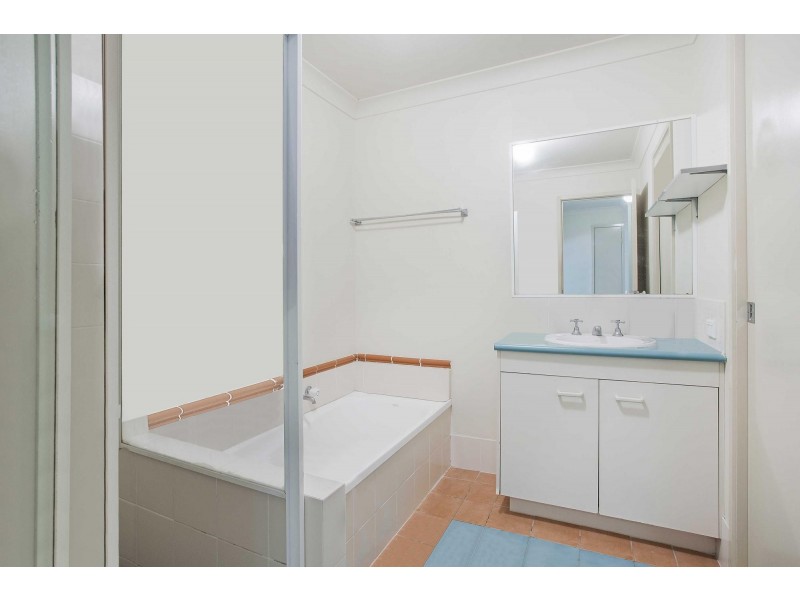 94/31 Simpsons Road, Elanora QLD 4221