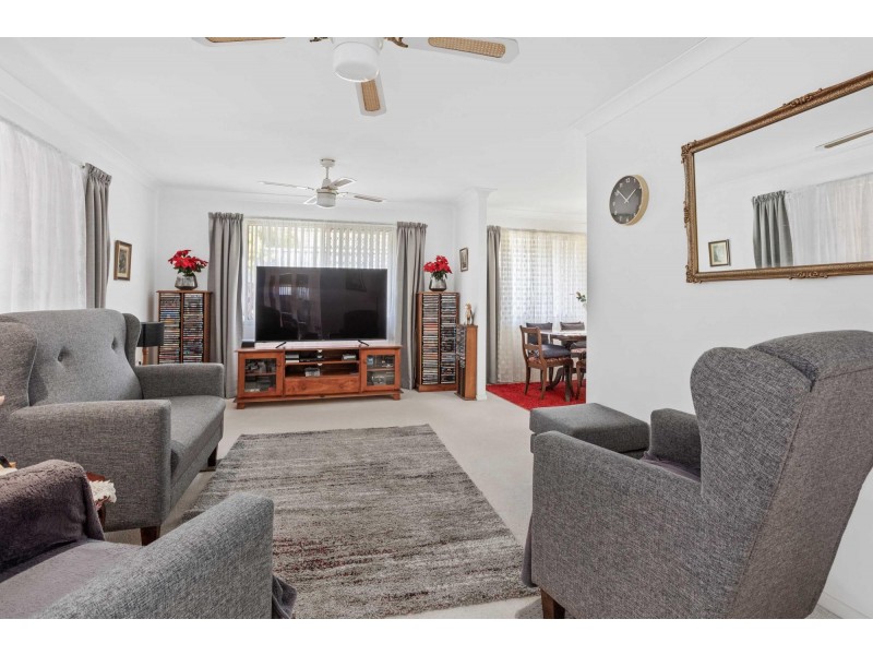 90 Merridown Drive, Merrimac QLD 4226