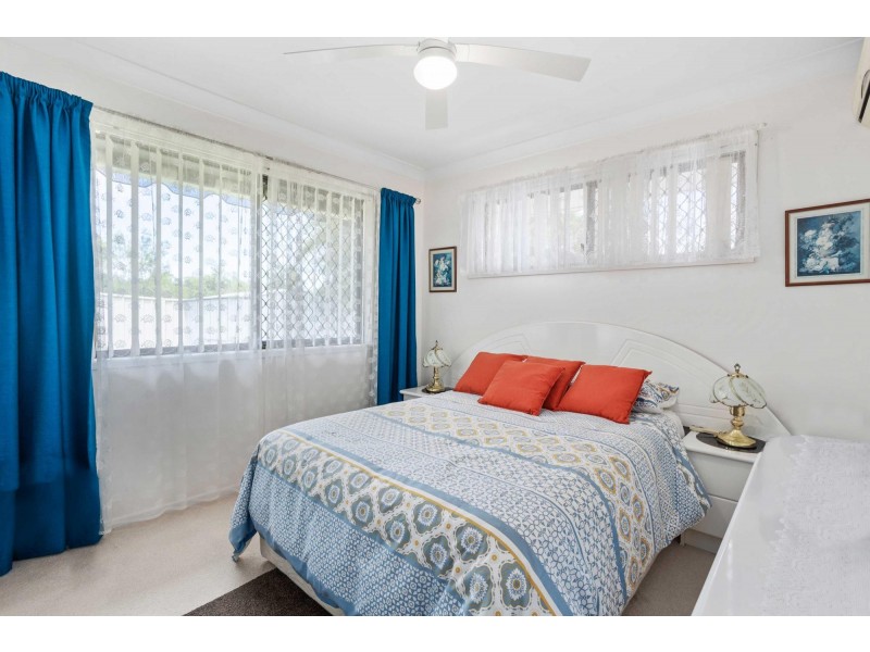 90 Merridown Drive, Merrimac QLD 4226