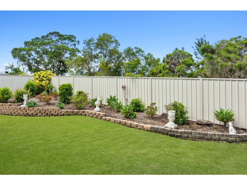 90 Merridown Drive, Merrimac QLD 4226