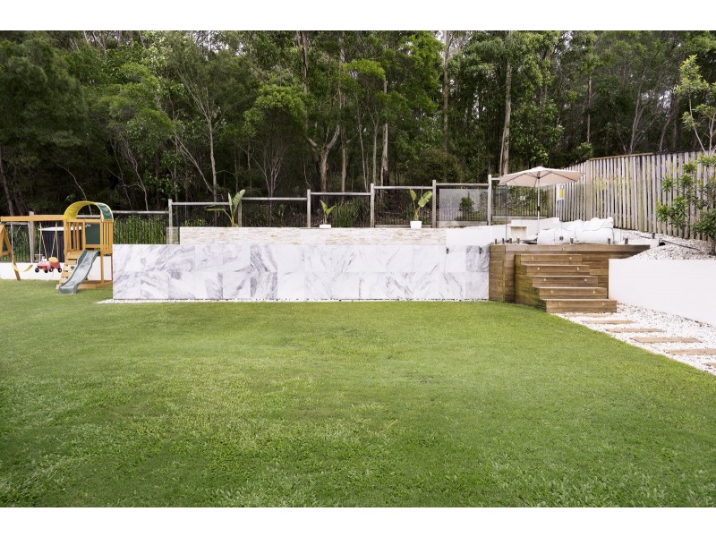 12 Skyburnett Street, Reedy Creek QLD 4227