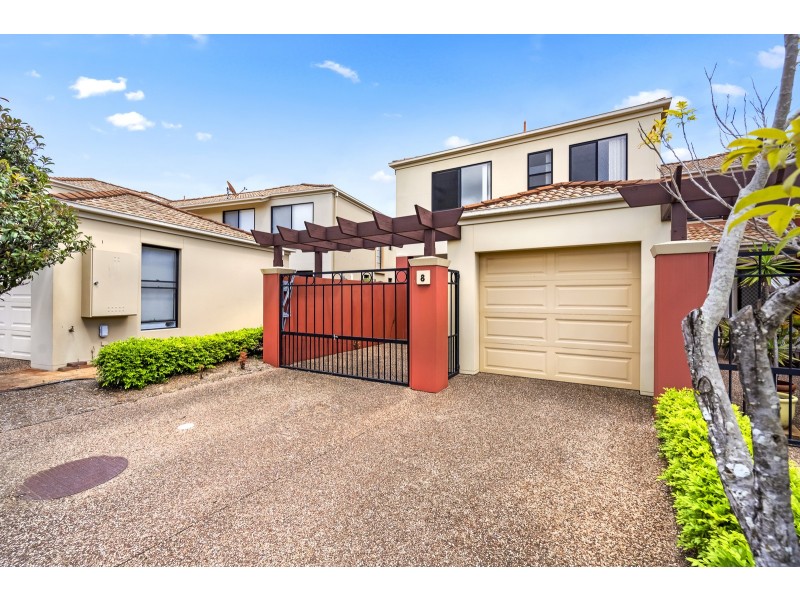 8/302 Christine Avenue, Varsity Lakes QLD 4227