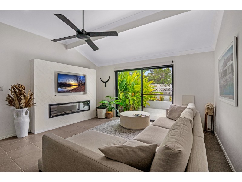 37 Langport Parade, Mudgeeraba QLD 4213