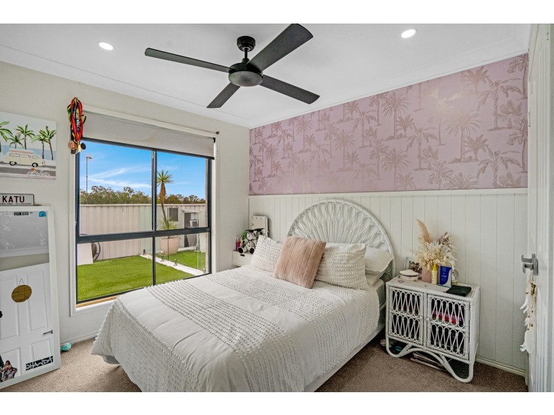 37 Langport Parade, Mudgeeraba QLD 4213